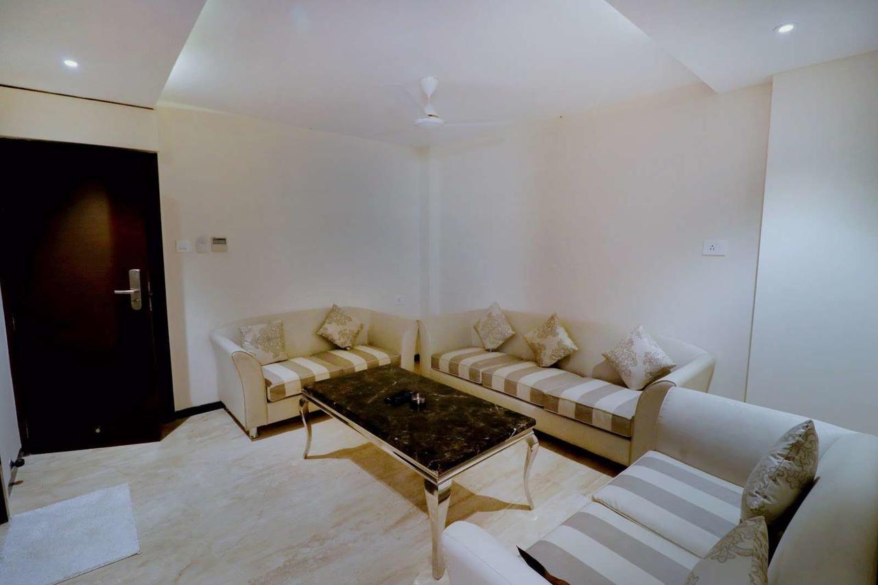 Shanti Clarks Inn Suites Ujjain Exterior photo